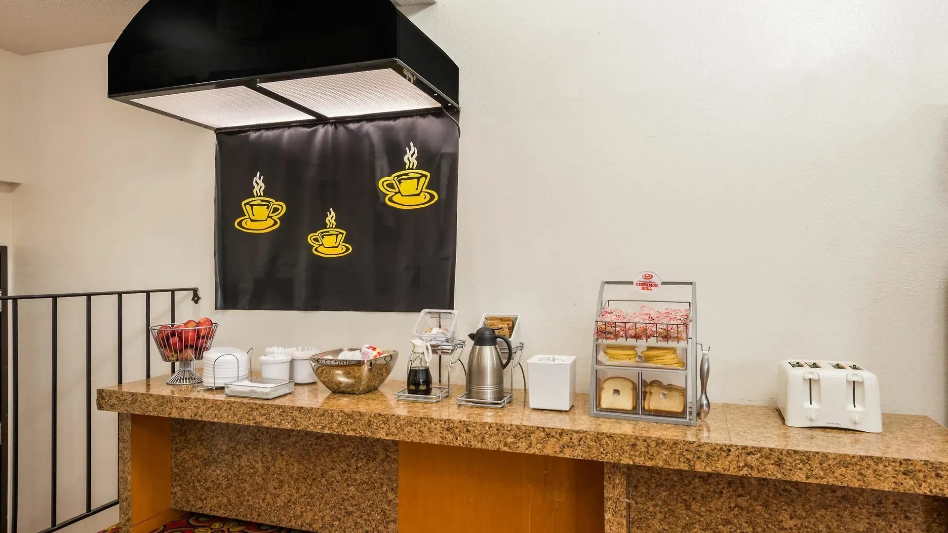 Super 8 By Wyndham Bridgeton/Arpt/St Louis Area Hotel  Bridgeton